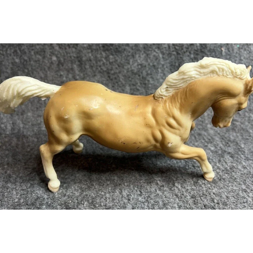Vintage Breyer Classic Rearing Palomino Horse Rex #183 Horse Tan Body